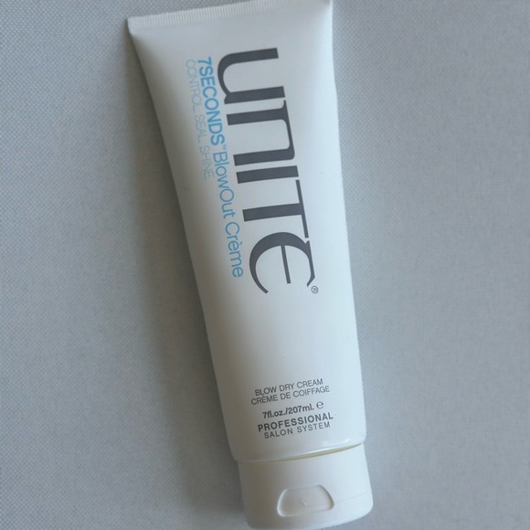 NWT Unite 7SECONDS BlowOut Crème - Picture 2 of 2